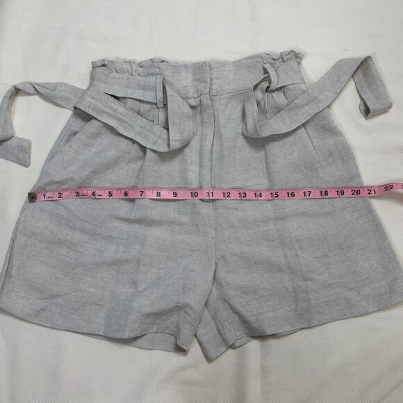 H&M Beige Linen Paperbag Belted Shorts - Picture 2 of 8